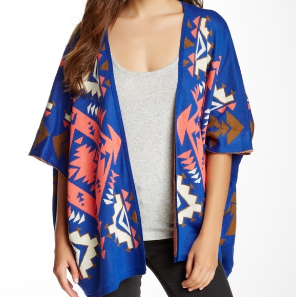 Flying Tomato Sweaters - Flying Tomato Tribal Cardigan Size Small/Medium